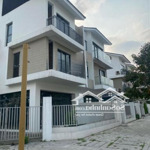 Cần bán gấp lô biệt thự góc đường lớn tại kđt đô nghĩa , hà đông 250 m2 ( 38 tỷ )