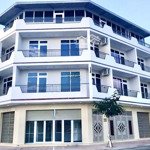 Cho thuê tòa nhà lô góc 11 phòng kđt hà quang 2 giá 50 triệu/th