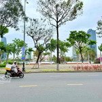 Nhà 3tầng 125m2- mt trần hưng đạo, view sông hàn- khán đài bắn pháo hoa - giá chỉ 24 tỷ