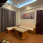 Chính chủ bán căn góc tầng trung nhà b, mặt phố hàm nghi