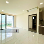 Diamond centery 3pn 2 ban công view cv tầng trung - giá 7.8tỷ (full 102%), có ô xe định danh