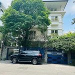 Siêu phẩm biệt thự vip vườn đào - tây hồ diện tích 230m2 x 4 tầng, mt 13m. lh 0987.819.688