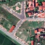 Bán 110m2 đất, đường 22m, sát kcn, vành đai 4