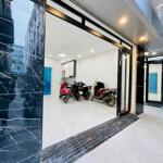 Nhà mới đội cấn ở tuyệt vời ngõ ba gác 38m 6 tầng thang máy chỉ nhỉnh 8 tỷ