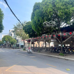 Bán nhà trung tâm văn hóa bà triệu - hóc môn -ngang 7.9m - dt 172m2 - giá 6,8 tỷ.