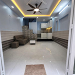 Nhà q7, sổ riêng hoàn công đầy đủ, có 2 pn to, 3 wc ở huỳnh tấn phát , tân phú q7