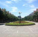Chính chủ cần bán căn liền kề văn quán 83m tây nam, view thoáng. giá 20 tỷ- sổ đỏ. lh 0944960234
