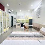 Cho thuê căn họ studio cửa sổ lớn_máy giặt riêng_full nt cao cấp_thang máy_hầm xe_gần vạn hạnh mall