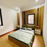 Chính chủ bán nhà phố khương thượng kinh doanh 3 tầng 3 ngủ 28m2 giá 6.9 tỷ đẹp mê ly