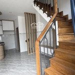 Bán nr tại hương lộ 80, 2,5 tỷ, 28m2, 2pn + 3wc + bếp, q12, hcm, giá tốt lh 0919147835