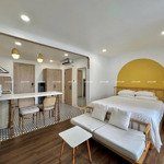 Khai trương căn hộ cửa sổ thoáng full nội thất sang xịn đường đinh tiên hoàng quận 1 gần cầu bông