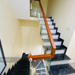 Phân lô lê trọng tấn, ô tô tránh, 64m x4t, mt 4.6