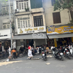 Cho thuê mặt bằng kinh doanh phố nguyễn chí thanh làm nhà hàng hoặc ăn uống, vị trí đẹp có vỉa hè