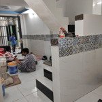 Ngộp ngân hàng bán gấp nhà 1 trệt 1 lầu. giá 2tỷ050 ngay mt đường nguyễn thị lắng, tân phú trung