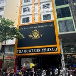 Cho thuê tòa nhà mt đường lê thánh tôn, bến nghé, q1. dt: 8x20m. trệt 4 lầu thang máy