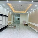 Nhà cực đẹp 68m2x7t thang máy. ngõ thông, ô tô vào nhà, view sân chơi phố võ chí công, phú thượng.