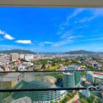 Cần bán gấp căn 2pn view triệu đô the sóng vũng tàu, giá 2.3 tỷ - 50m2, hl 0775707172 phạm yến