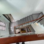 Hot hot nhà đẹp 3 tầng 4 ngủ cách biển phạm văn đồng 2'' giá chỉ 8,5 tỷ