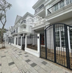 Ký trực tiếp cđt: giáng hương 20, căn góc cực đẹp, thuận lợi để ở và kinh doanh, ưu đãi đặc biệt