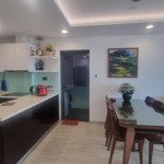 Chính chủ bán căn 2 ngủ 85.7m2 đồ cơ bản chung cư one 18 phố ngọc lâm giá 5.5 tỷ: lh 0916393862
