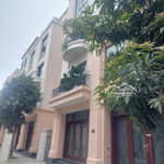 Cần b.á.n gấp căn hải âu 64m2 - vinhomes ocean park 2
