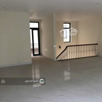 Chính chủ cần cho thuê nhà kinh đô cạnh quảng trường kinh đô ánh sáng