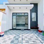 •chủ ngộp hạ giá bán gấp nhà cấp 4 hiện đại chỉ 1tỷ6xx .