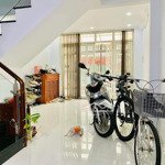 Chú lâm cần bán gấp nhà 42m2/2tỷ090 hẻm nguyễn huy tưởng, p6, bình thạnh, hẻm ô tô 4,5m, shr