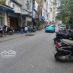 Phạm ngọc thạch trung tâm đống đa - vỉa hè - 2 mặt ngõ, 1 mặt ngõ to như mặt phố ô tô tránh