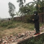 đất quảng bị - chương mỹ. pull thổ cư giá hơn 9tr/1m2 cách tt xã gần 1km. vị trí khỏi chê