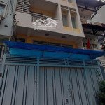 Chủ nhà cần tiền nhà đẹp hẻm rộng đ. hòa hưng q10 dt (5.5x14m) thích hợp mua giữ tiền