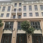 Căn vt4 cuối cùng 68m2 , đông nam , 271m2 sử dụng . 8,7 tỷ , giá tốt nhất ocp3.