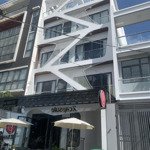 Bán nhà chia tài sản, mặt tiền lê đại hành dt 8x28m giá 39 tỷ thương lượng sâu