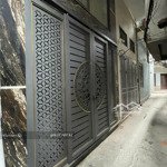 Siêu hiếm - hoàng mai - trương định - 5 tầng 3 ngủ - ở ngay - cách phố - 20m giá 6 tỷ sổ vuông đét