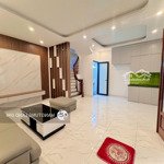 Phố trần phú - văn quán. 30.1m2 - 5t ôtô đỗ cổng. ngõ thông tứ tung. về ở luôn. sổ cất két. 6,78 tỷ