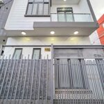 Nhà lầu góc 2 mặt tiền, gần chợ an hòa và trường đại học kỹ thuật