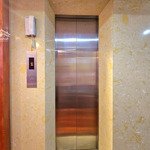 Chính chủ bán nhà phố võ thị sáu diện tích 58.5m2 6 tầng thang máy đẹp long lanh giá tốt .
