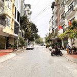 Nhà phân lô văn khê, 7 tầng thang máy, view bể bơi, giá 1x tỷ