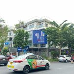 Siêu phẩm giữ tiền! 2 mt 3 tháng 2, quận 10, 10x18m, 5 tầng - hđt: 250 triệu, giá 60 tỷ
