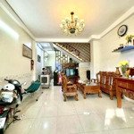 Bán nhà mặt tiền tân bình,gần sân bay,kd/vpcty, ngang 8m, 3 tầng,89m2,tn 370tr/năm,19.8 tỷ