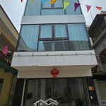 Bán nhà phú la-cực phẩm lô góc - chỉ 10,2 tỷ - mặt tiền gần 5m, trước nhà 10m-thang máy