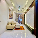 Bán nhà ngõ hoà bình 2,minh khai,hbt,hn.dt 27m2 x 5 tầng,3 ngủ 3wc. giá 5,55 tỷ.lh 0983282286