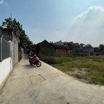 Siêu phẩm phân lô f0 tự nhiên dt 40m2 mặt tiền=hậu 4.2m đường trước đất gần 3m ô tô đỗ cửa