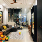 Nhà cực đẹp, vị trí đắc địa, an ninh an toàn rất tốt, giá rẻ. hiếm có