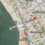 Bán căn nhà tiện nghi đáng ở cách biển 100m