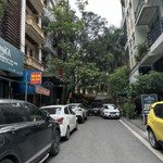 Bán nhà riêng chính chủ ngụy như kon tum, thanh xuân. 50m2, 5 tầng. ô tô vào nhà sát phố. giá 20 tỷ