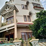 Chủ cần bán nhà để đi nước ngoài định cư, cần ra hàng gấp. khách thiện chí bớt chút lấy lộc