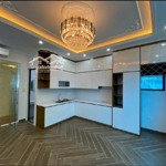 Nhà phú diễn, ô tô đậu cửa giá 6 tỷ