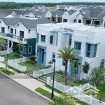 Căn biệt thự song lập 8x20 duy nhất nằm ngay clubhouse, hồ bơi nhưng giá chỉ 4.6 tỷ bao thuế phí