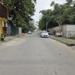 đất ngọc thuỵ 95m * 25.6 tỷ , vỉa hè 2 bên , oto tránh . kinh doanh